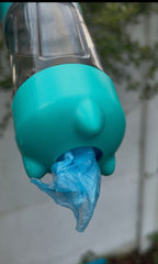 L'essentielle - Gourde et ramasse crotte Wafter et Compagnie